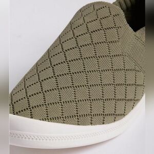 Slip-On Sneaker - Knit Olive 13w